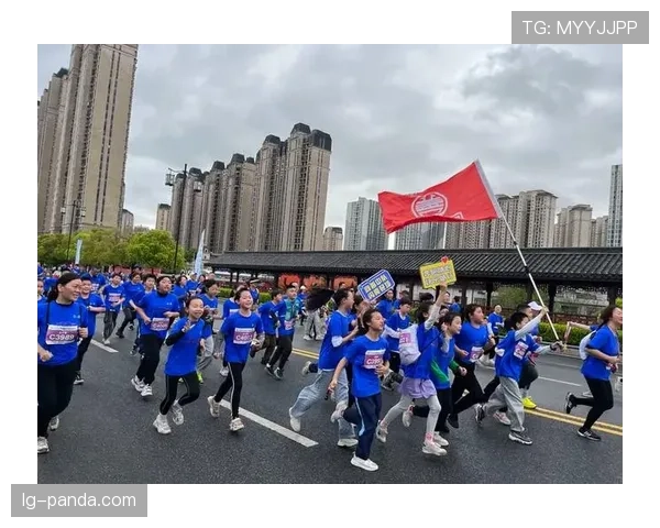 鸣哨时机判罚规则详解，裁判如何精准把握比赛节奏
